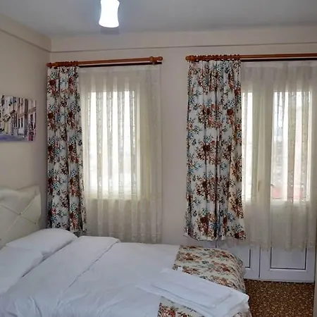 Mai Hotel Ayvalik