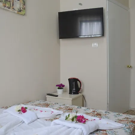 Hotel Mai 2*